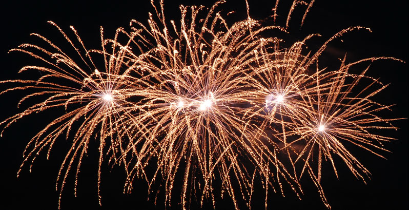 Fireworks & Illumination - TGI Friday's Niagara Falls